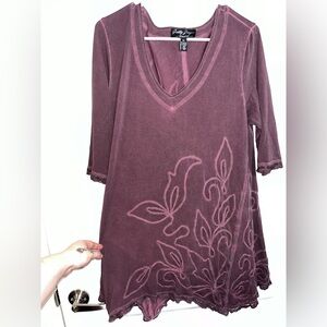 Gretty Zueger Vintage Embroidered Waterfall Sides Top Merlot Wine Color Size XL